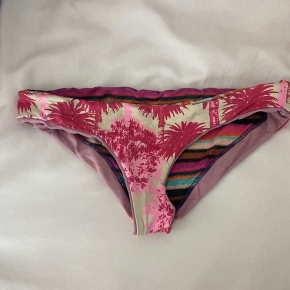 Maaji bikini bottoms - Picture 2 of 2